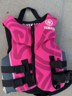 Yamaha Beautiful Pink Life Jacket Junior