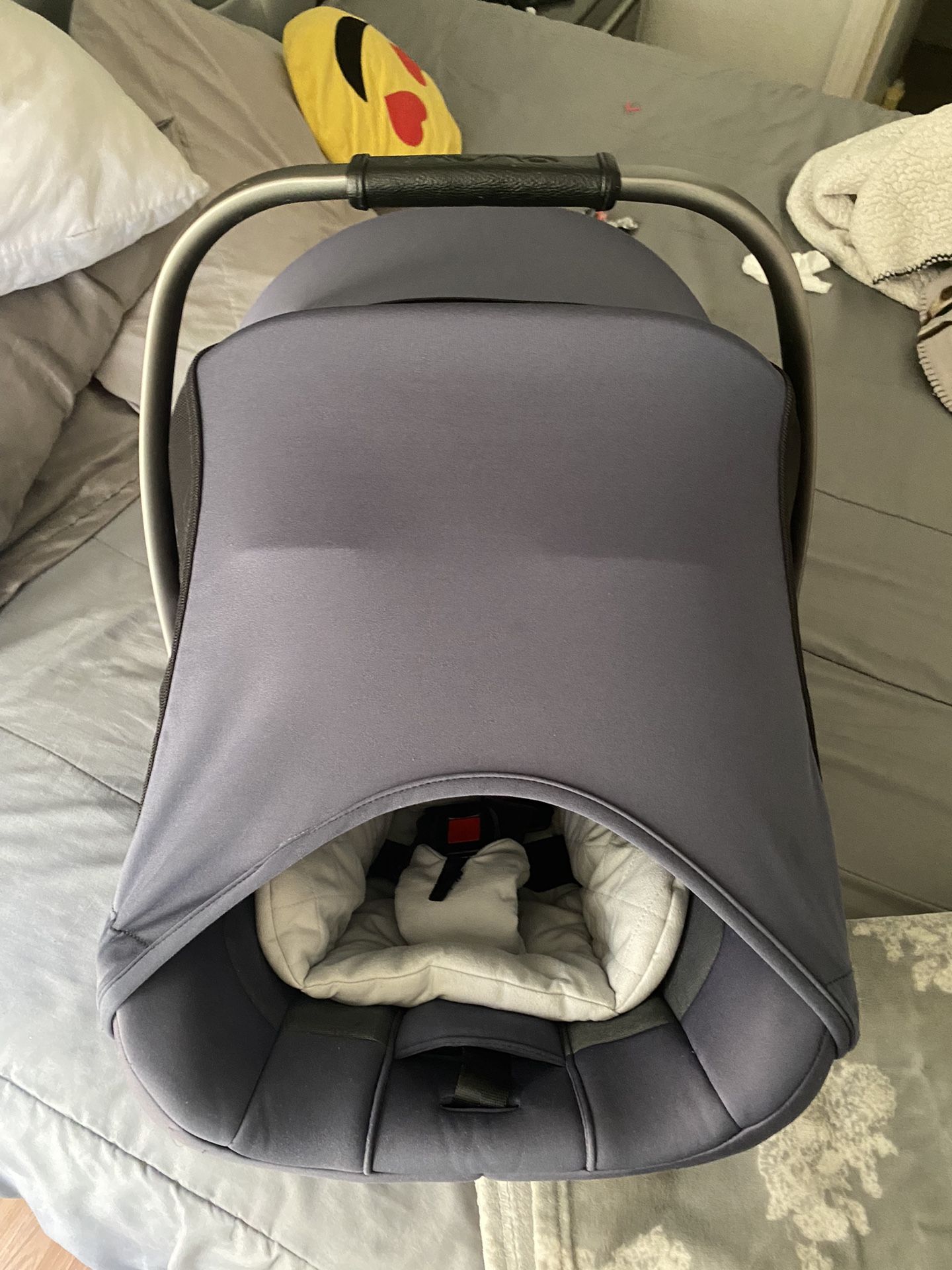 Nuna Pipa Lite LX Car Seat