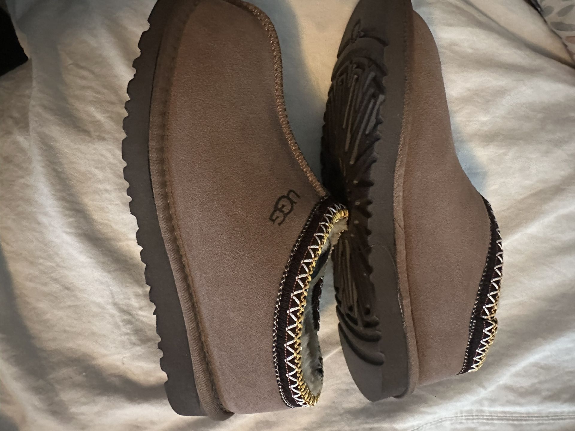 UGG Tasman Slippers