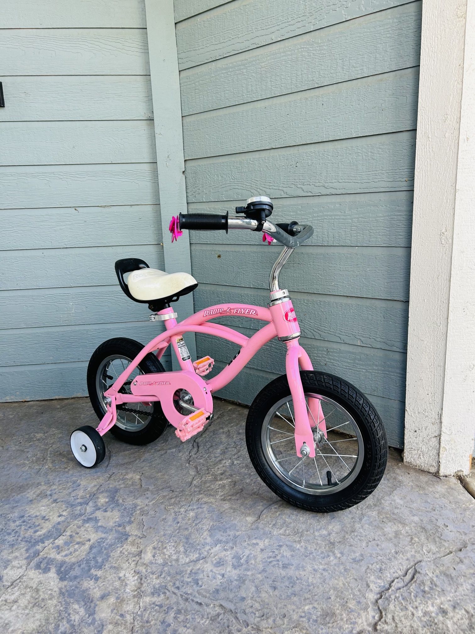 RADIO FLYER KIDS BIKE 12” Wheels