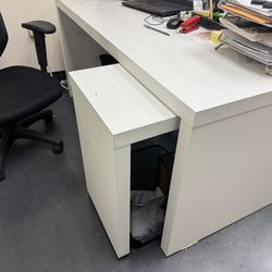Office table