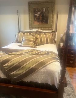 Bedroom set