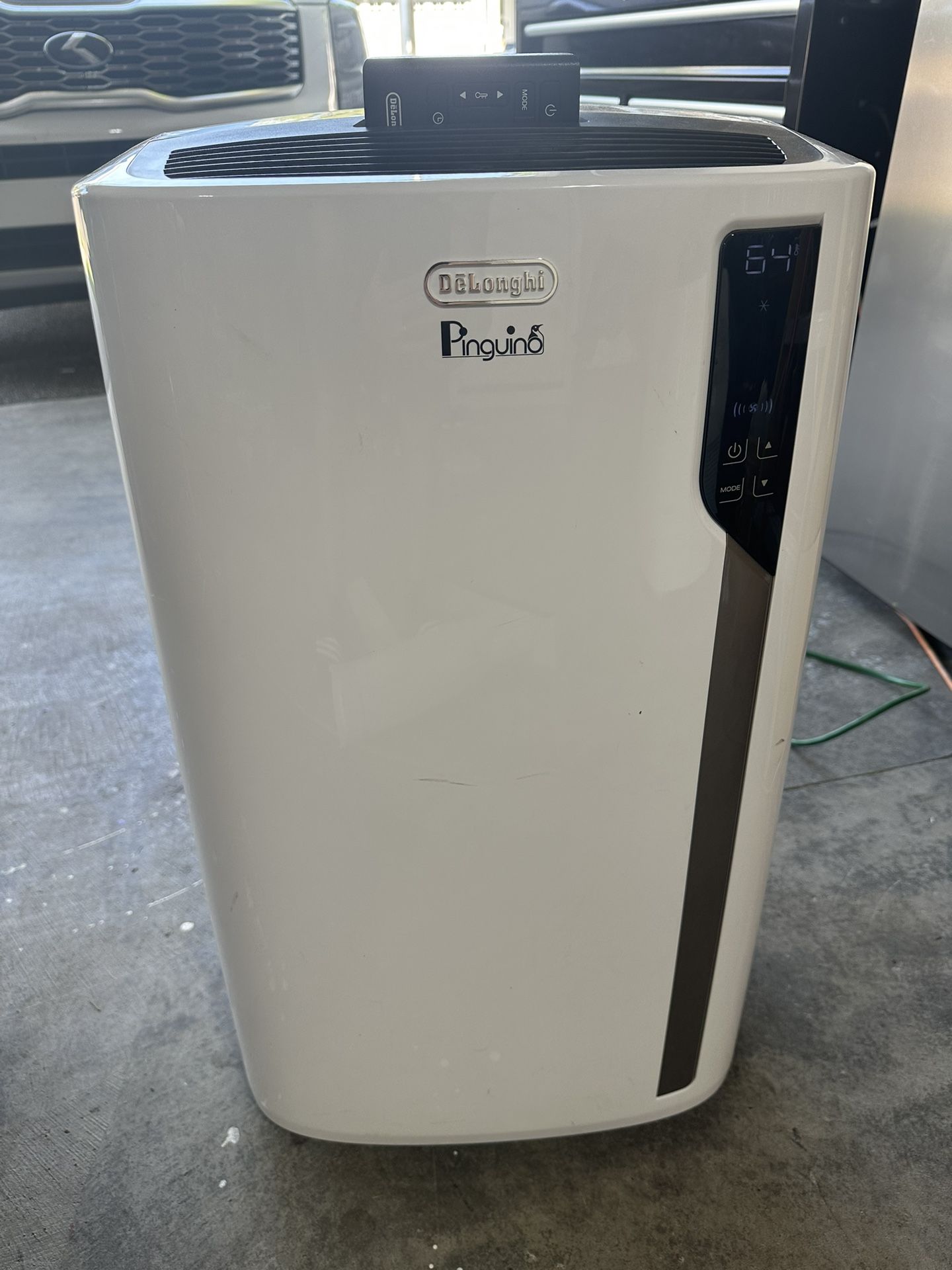 Delonghi Pinguino Portable Air Conditioner 