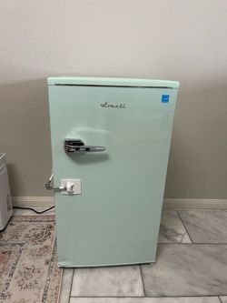 Mini Refrigerator