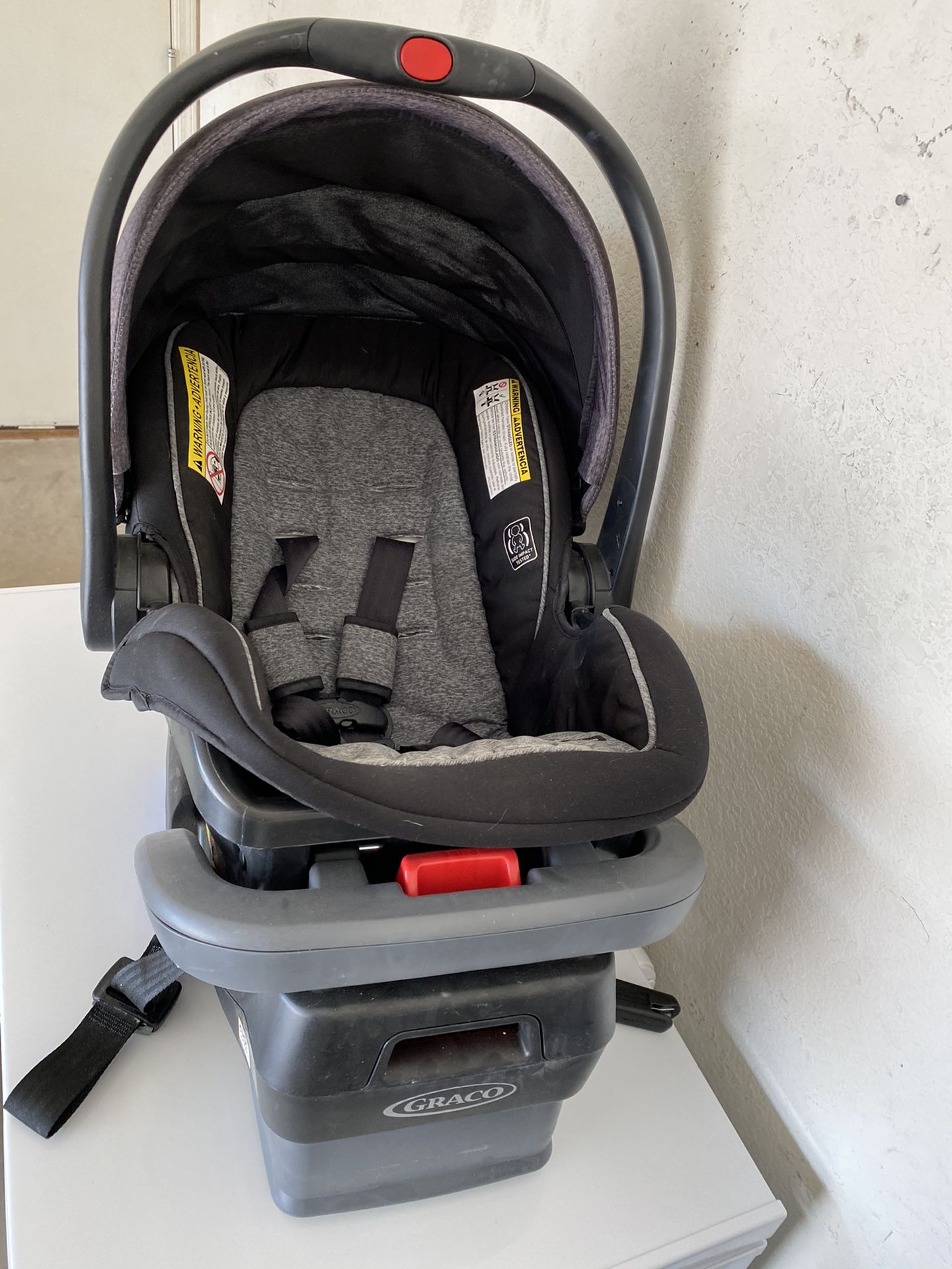 Infant car seat