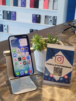 📱 iPhone 14 – For Sale!
