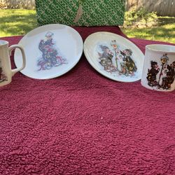 Annette Little Vintage Christmas Clowns Mug & Plates ( 6 Mugs, 4 Plates )