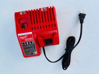 Milwaukee 12V & 18V Battery Charger