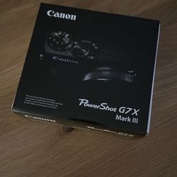 Canon G7X Mark III