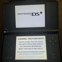 Nintendo DS XL