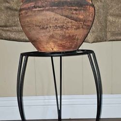 Mexican/Spanish Vase With Stand