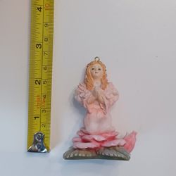 Kneeling Girl Praying Ornament Figure