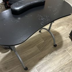 Nail Tech Table 