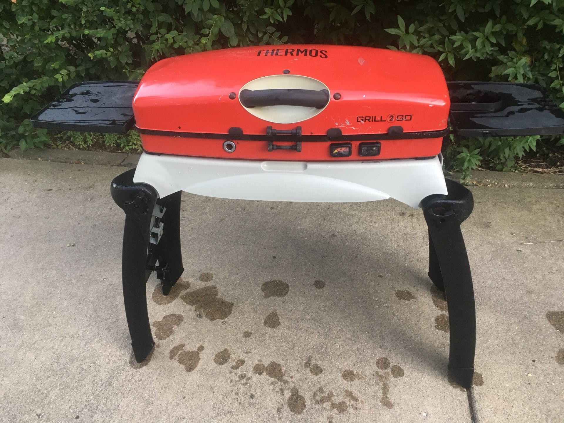 Thermos grill2go for Sale in Des Plaines, IL OfferUp