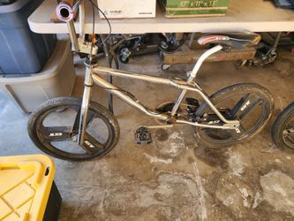 GT bmx performer