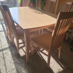 Dining Room Set Table With 6  Chairs 