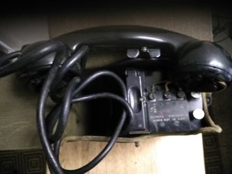 Field Telephone. US Army.  WWII
