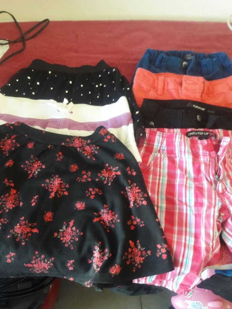 Faldas , pantalones y shores