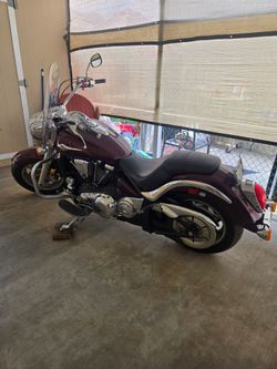 2004 Kawasaki Vulcan 2000 – Only 8,071 Miles – Excellent Condition
