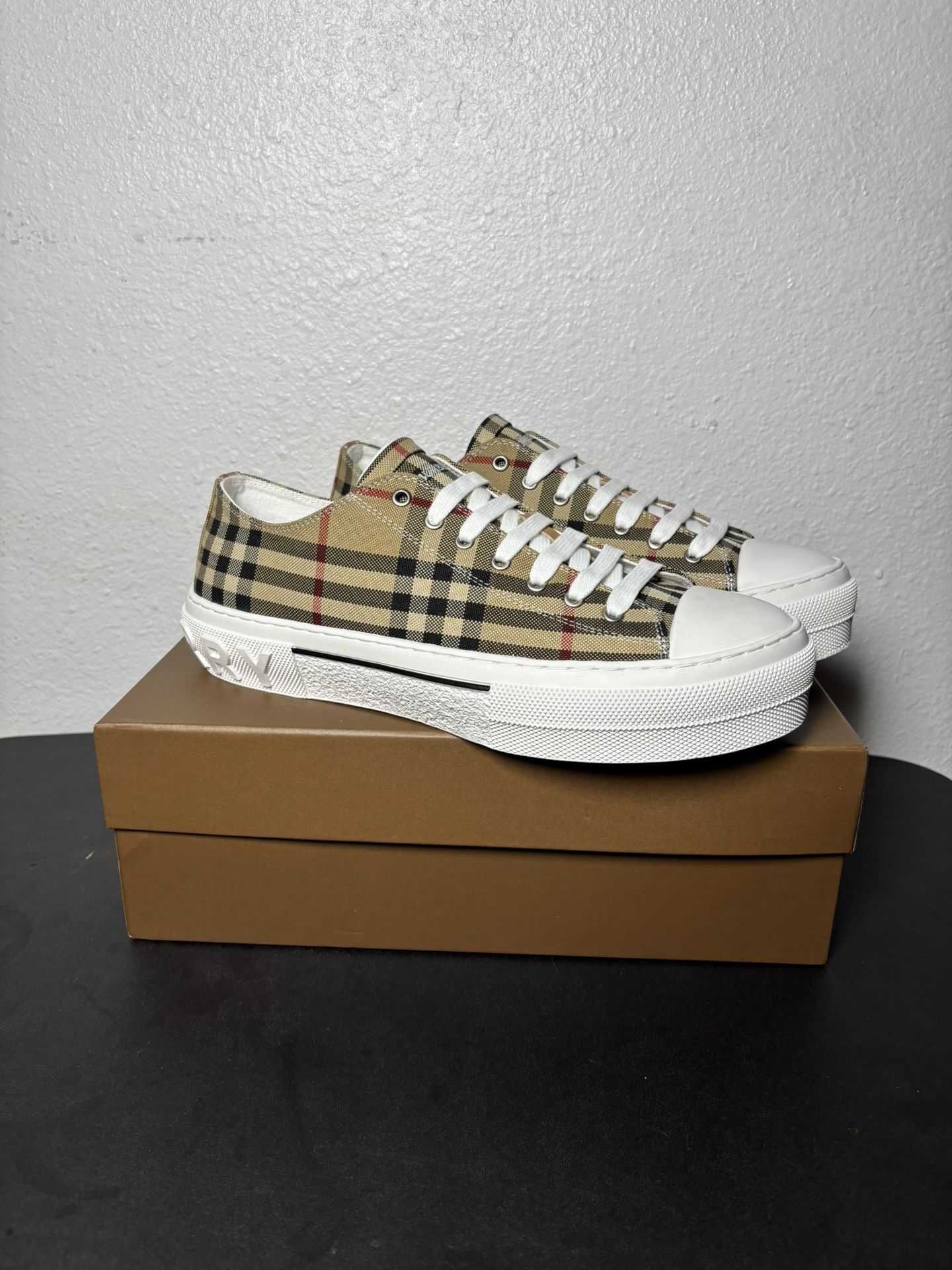 Burberry Shoes