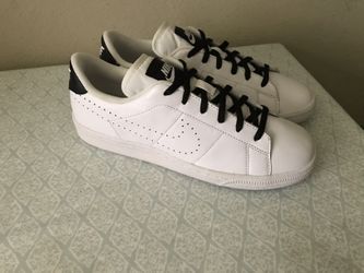 Nike Tennis Classic Premium White Black Boys 6.5 Youth New Sneakers Running Shoes