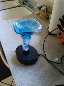 VTG Lumisource Blue Tornado Plasma Lamp 11” Tall Lightning Electricity Motion
