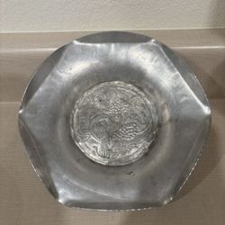 Vintage Aluminum Dish 30s And 50’s