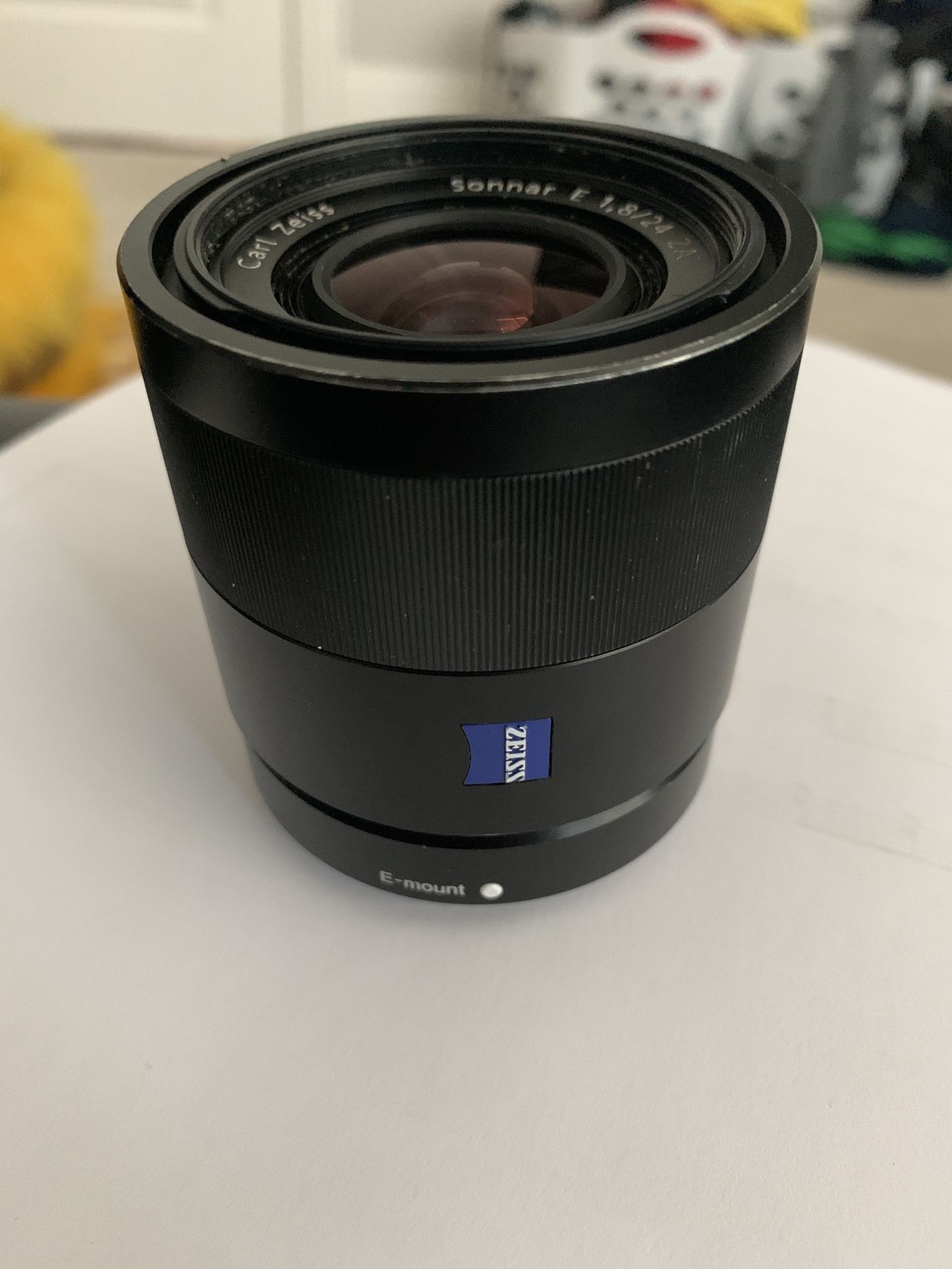 Sony Carl Zeiss Sonnar T* E Mount 24mm f1.8