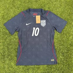 Men's Size Large Nike Aero-FIT Christian Pulisic #10 Soccer Jersey (USMNT 2026 Match Away)