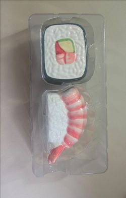 Sushi salt and pepper shakers