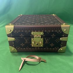 LOUIS VUITTON JEWELRY BOX