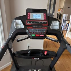 Sole F63 Treadmill