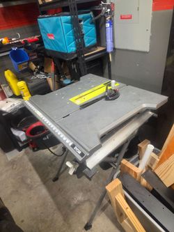 Ryobi 10in table saw.