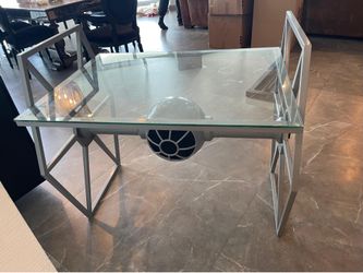 Star Wars Table "Like New" Tie Fighter
