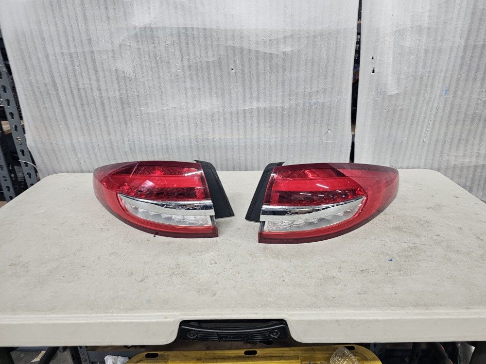 Left Right Tail Light Fusion 2017 2018 2019 2020 