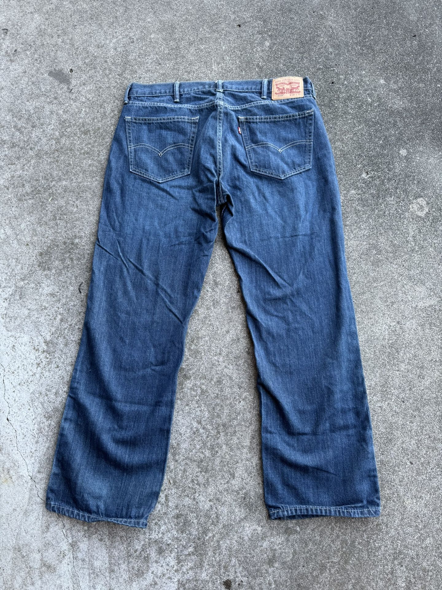 Men’s Levi’s 559 Jeans Shipping Avaialbe 