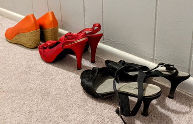 3 Pairs Of Women's Footwear (2 Brand New)