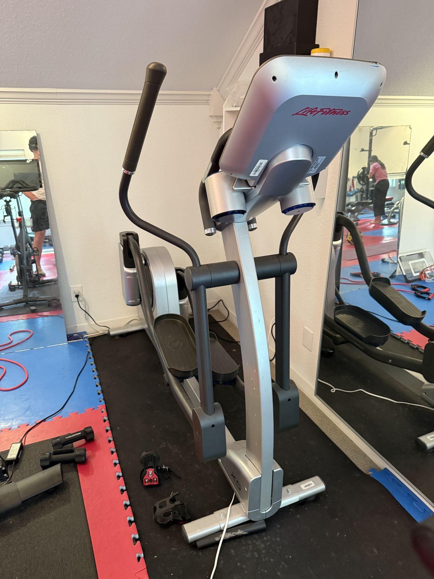 Life Fitness X5 Elliptical Cross Trainer – Premium Home Gym Equipment