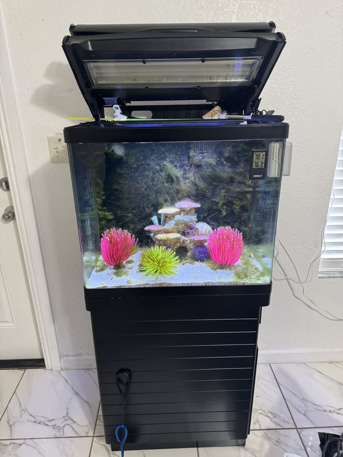 Red Sea max, 34 Gallons