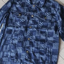 Denim Jacket L Size light jeans Material NOT HAVY JEANS