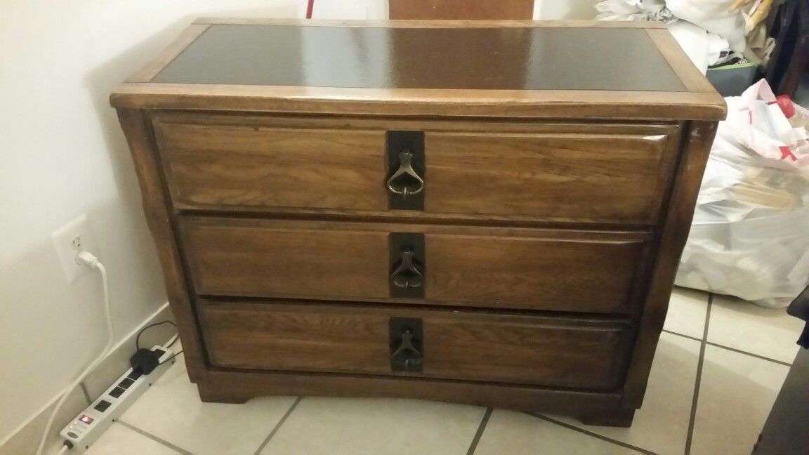 3 drawer dresser