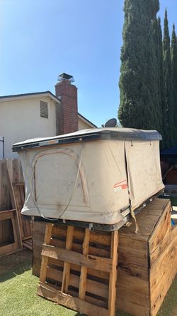 Roofnest roof top tent