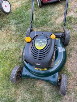 CRAFTSMAN PUSJ BEHIND LAWN MOWER