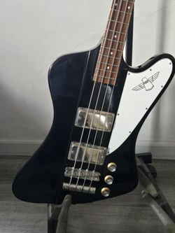 THUNDERBIRD EPIPHONE BASS / AMP