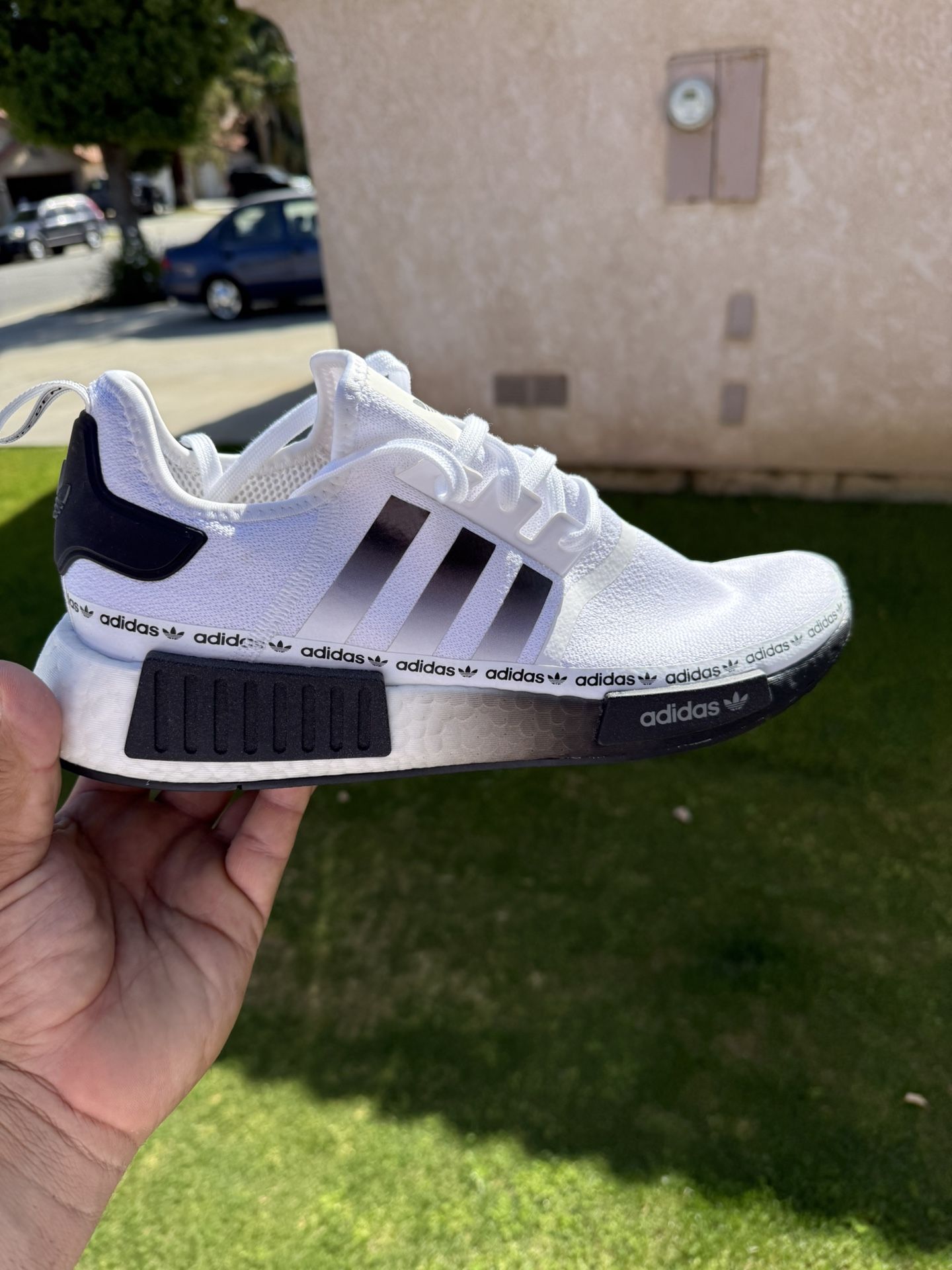 ADIDAS NEW CLEAN NEVER USED $60 SIZE 13