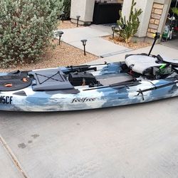 Feel Free Lure 13.5 Fishing Kayak