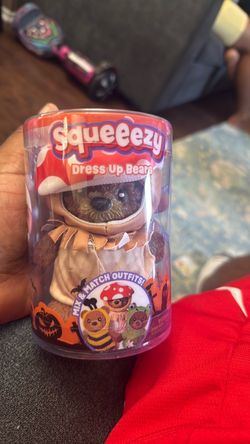 Squeeezy Dress Up Bears Toy