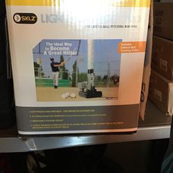 Skill Lightning Bolt Pitching Machine