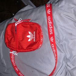 Red Shoulder Adidas’s Bag