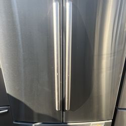 33 inch wide French door refrigerator brand new will deliver and install